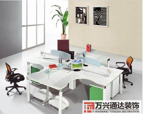 多人辦公室風(fēng)水座位圖一人辦公室風(fēng)水座位圖